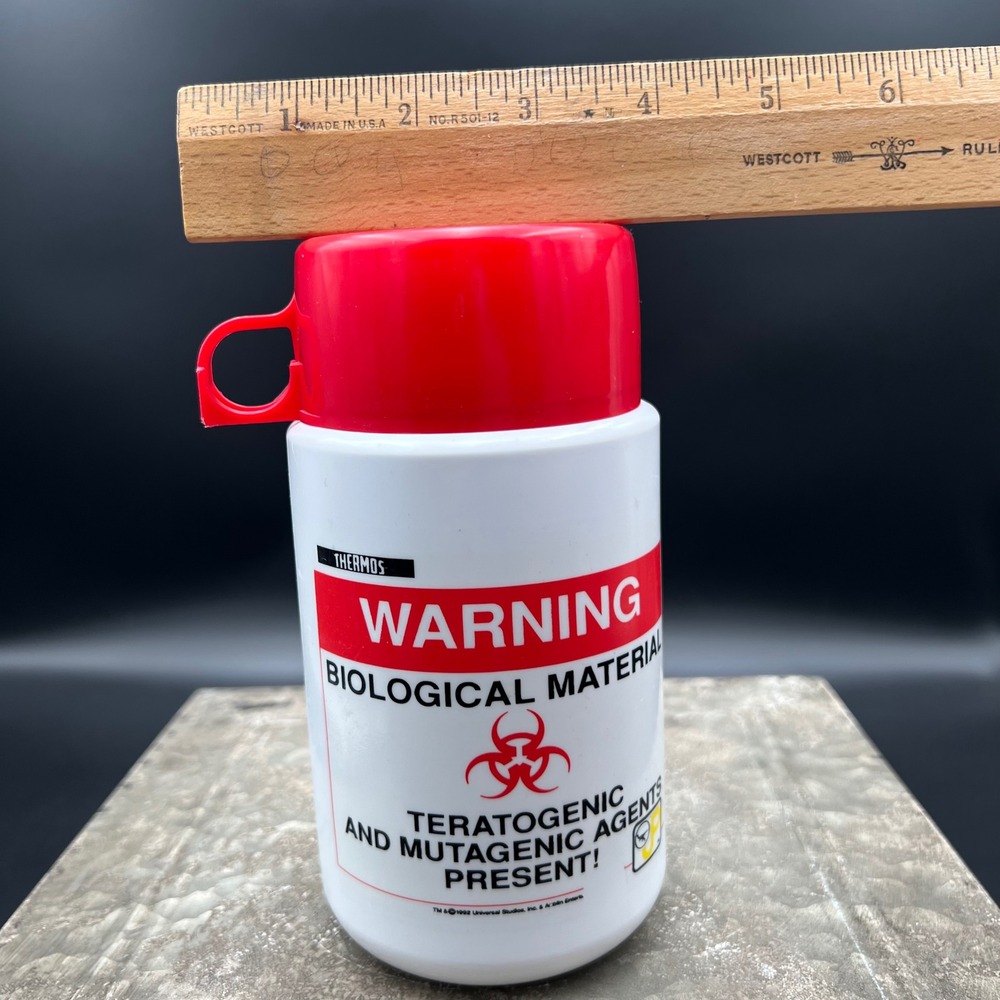 Vintage 1992 Thermos Biological Material Biohazard Food Jar Model 6700 White Red - Picture 4 of 9
